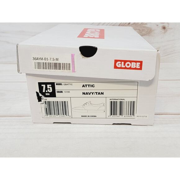 Globe Attic Mens Skate Shoe Navy Blue Leather Low Top Lace Up  sz 7.5 New READ - Picture 7 of 13